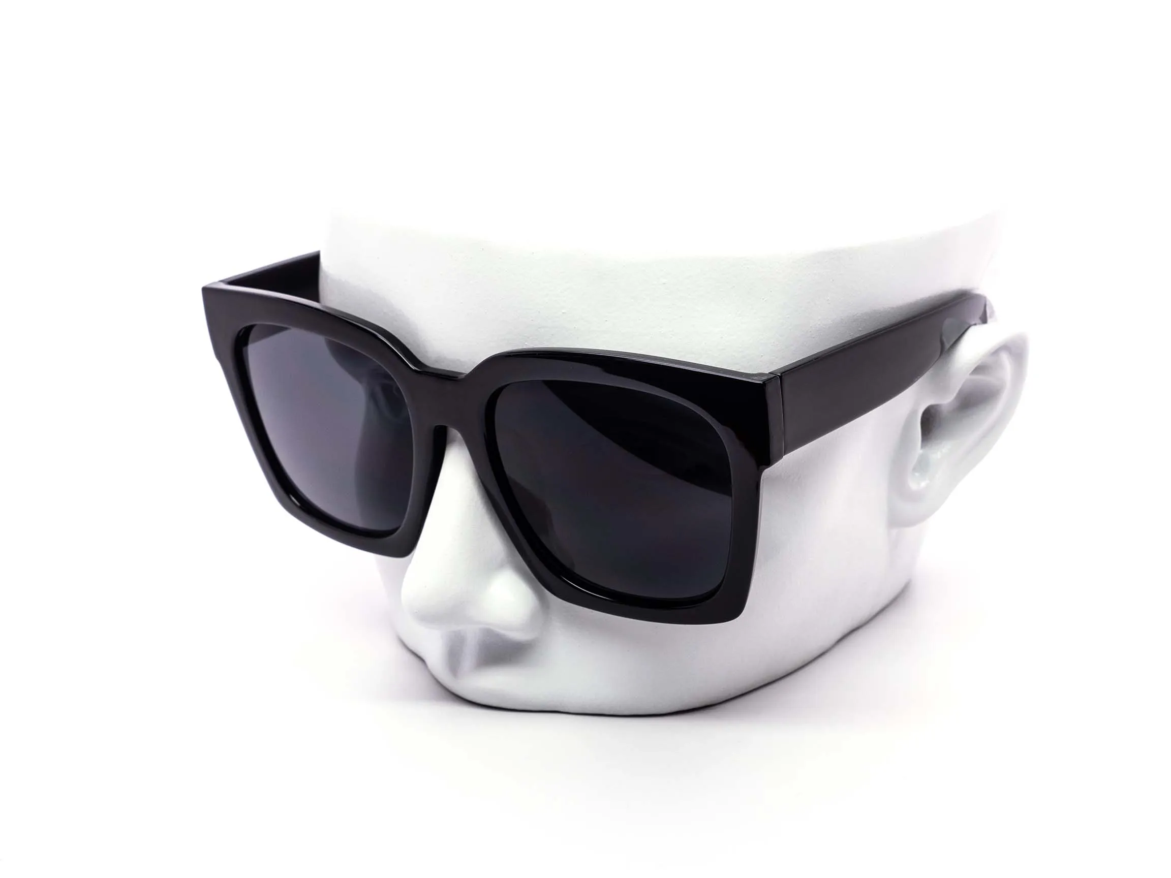 12 Pack: Classy Minimalistic Oversized Square Gradient Wholesale Sunglasses