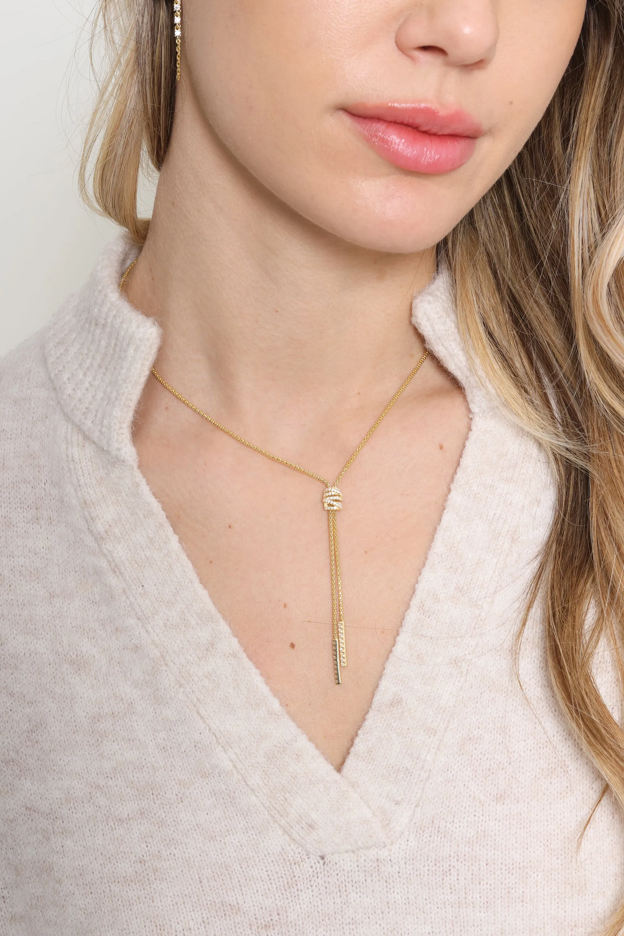 Adira Twist Lariat