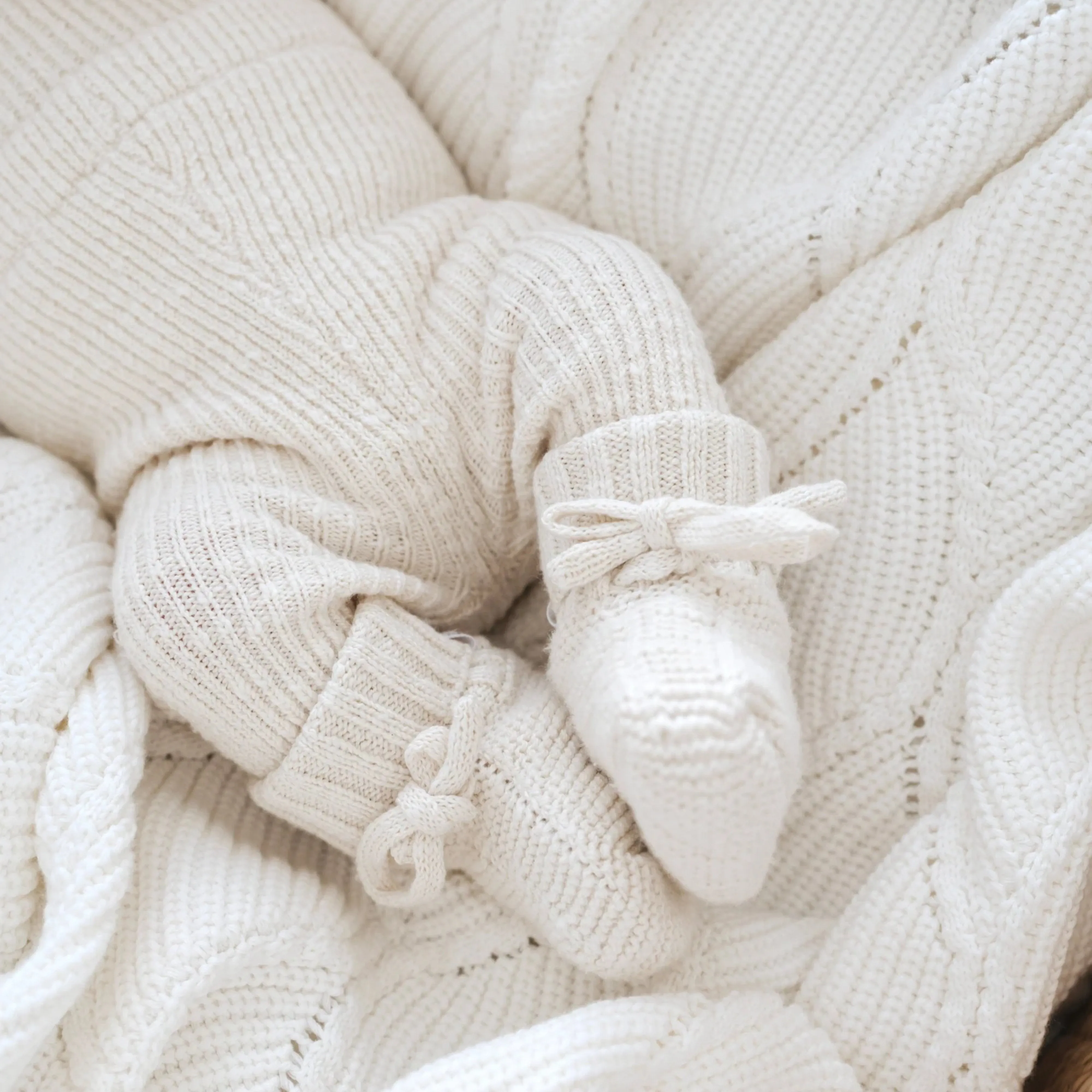 BOOTIES | TEXTURED HONEY