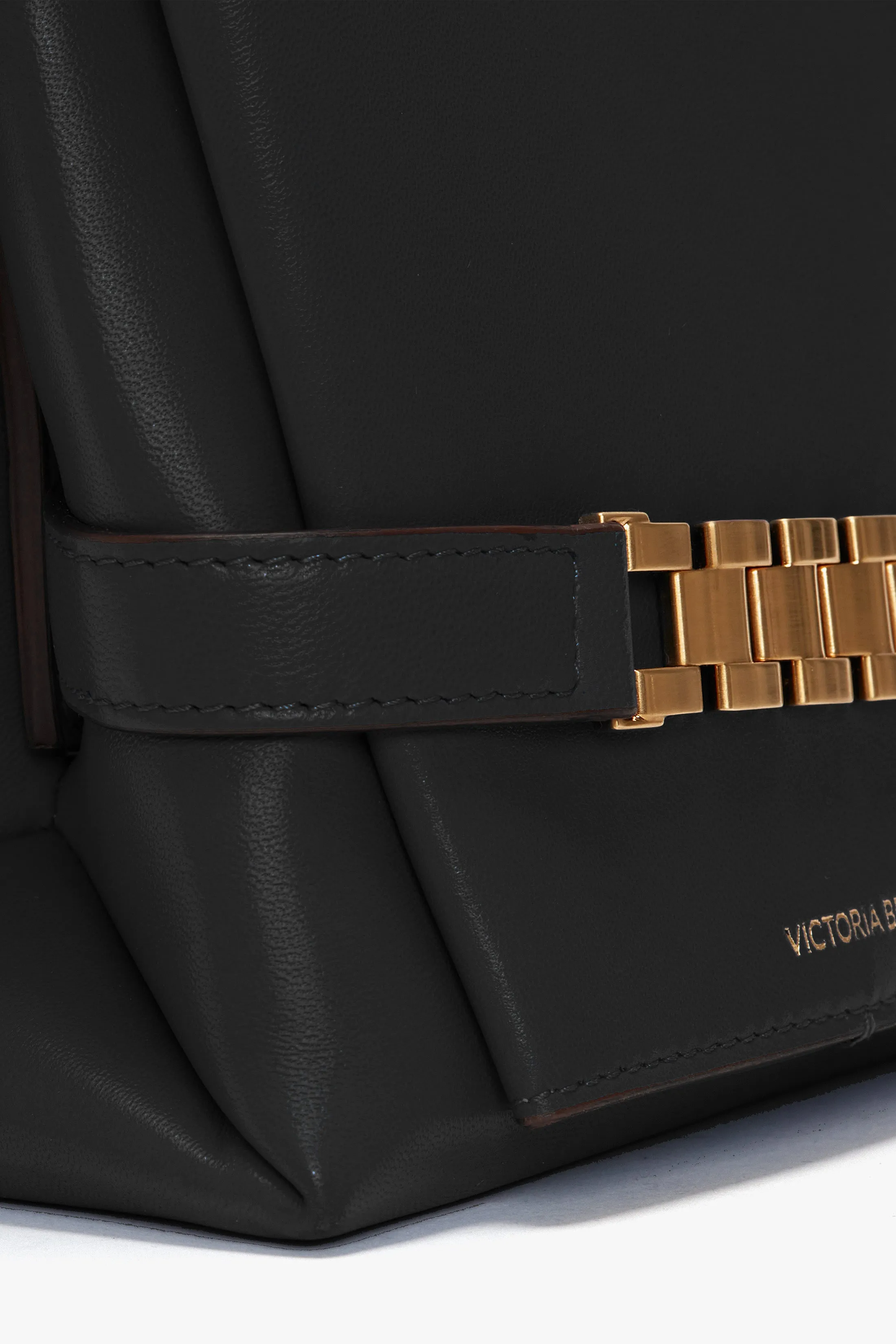 Chain Pouch Bag With Strap In Black Leather
