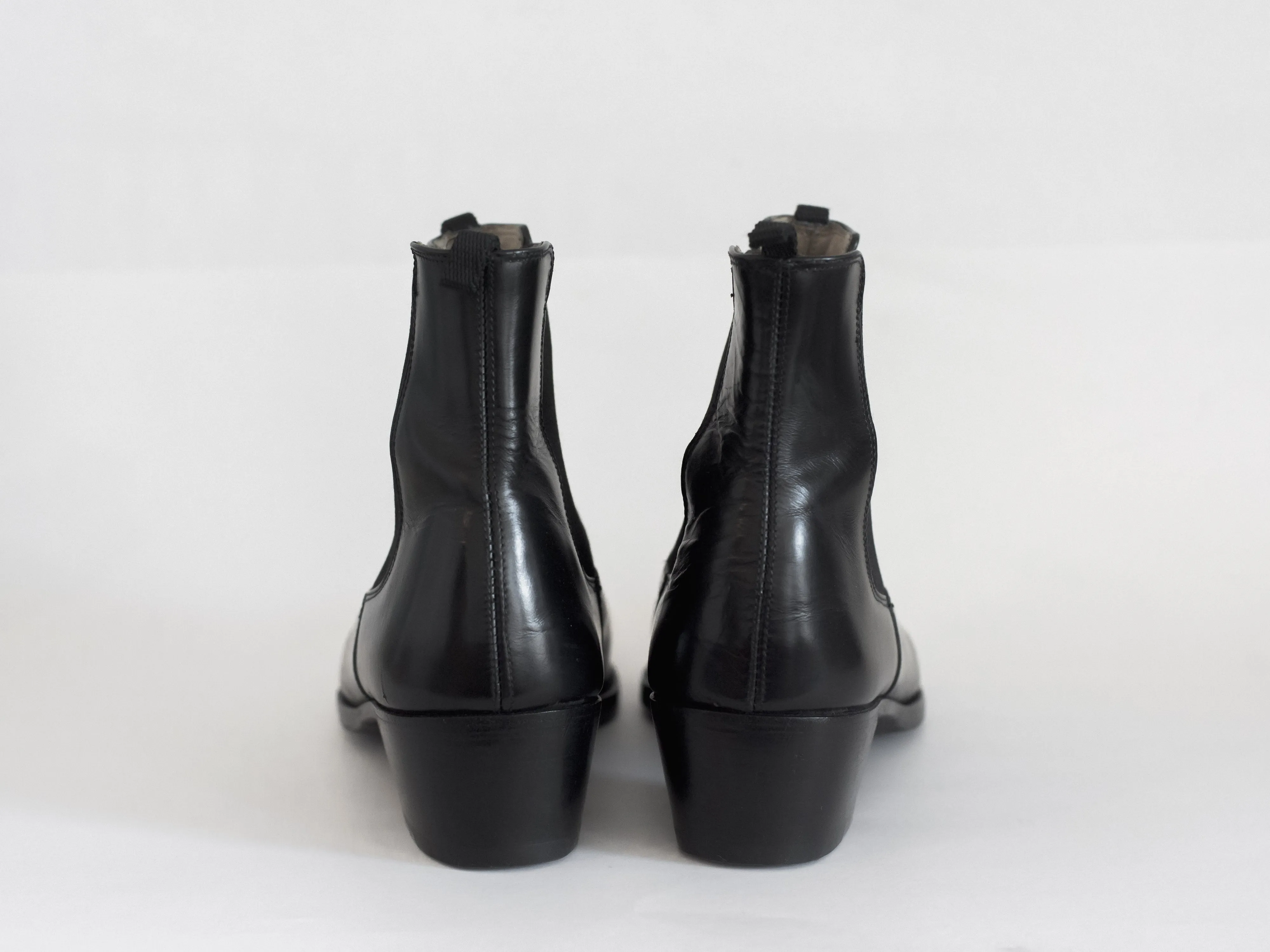 Helmut Lang 00s Cuban Heel Chelsea Boots