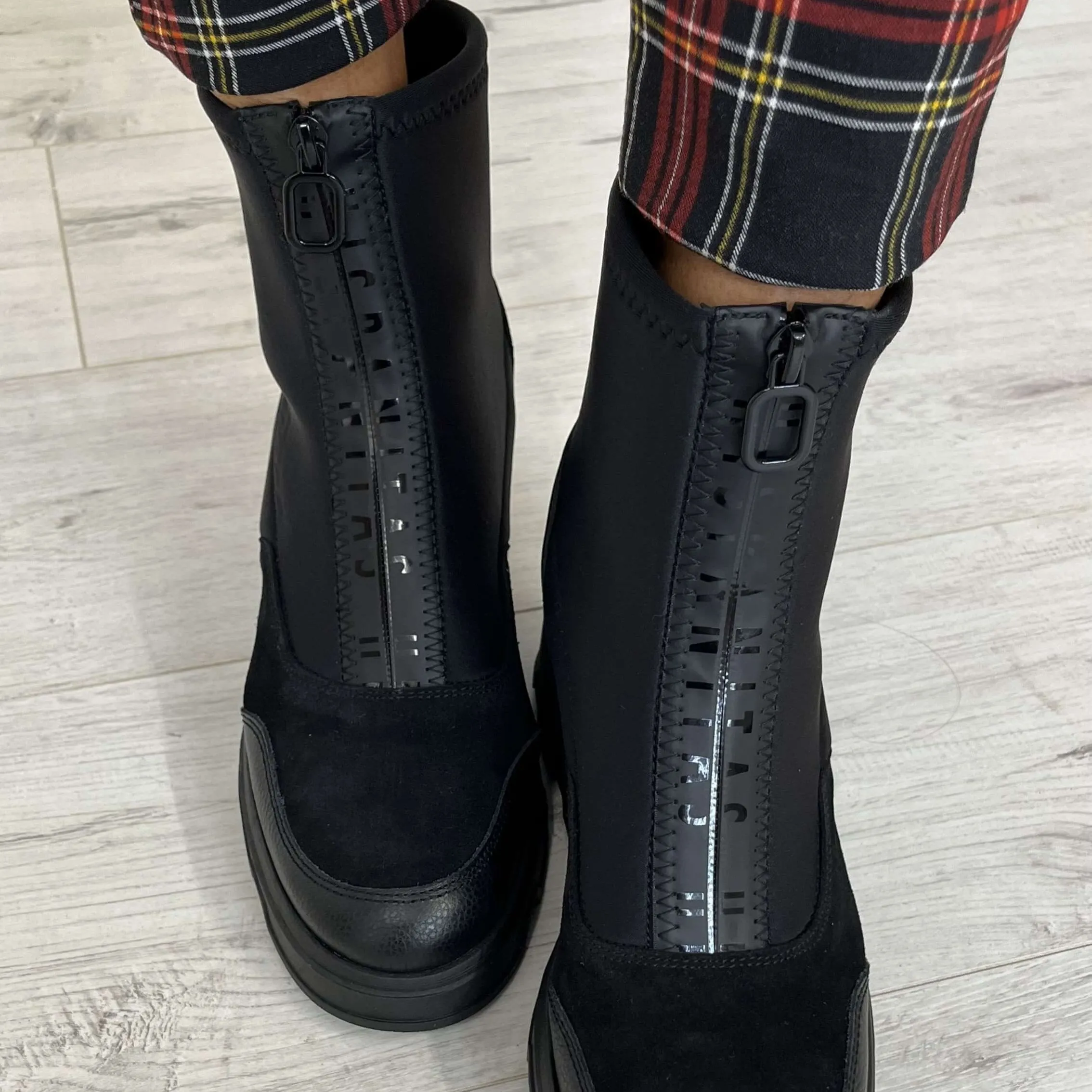 Hispanitas Black Leather Wedged Sole Boots
