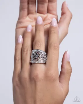 Paparazzi Ring ~ Gilded Glitz - Black