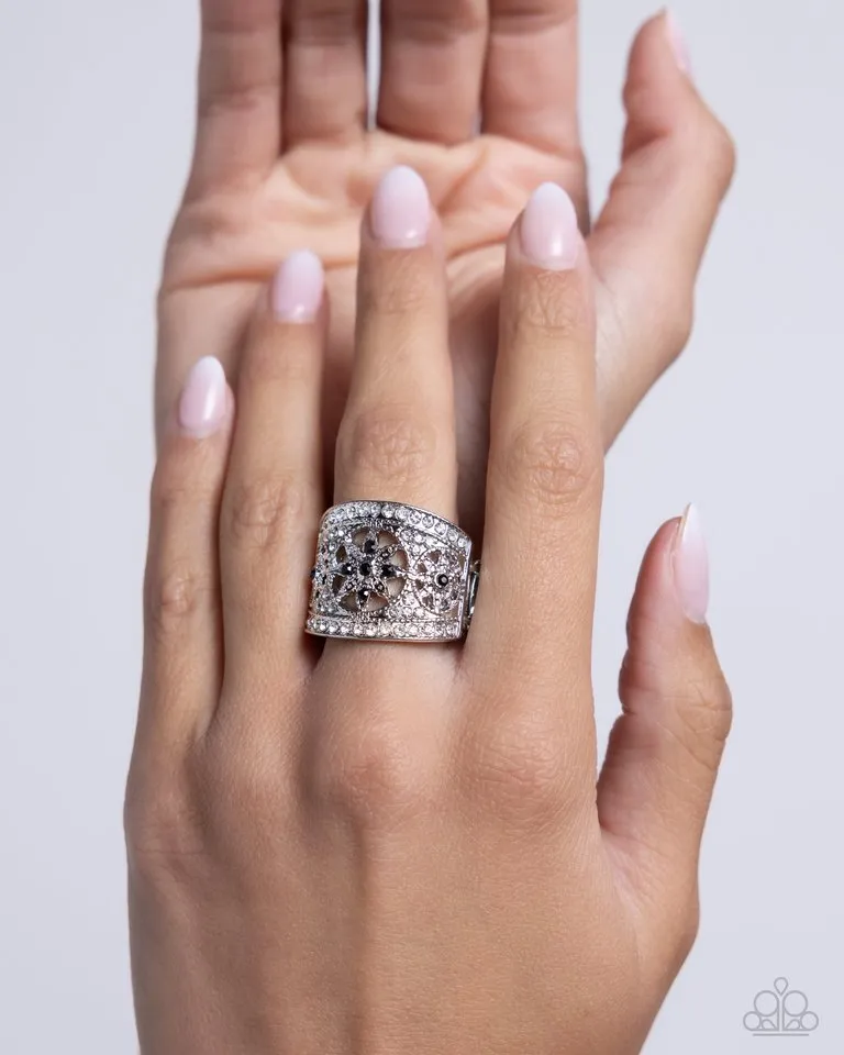 Paparazzi Ring ~ Gilded Glitz - Black