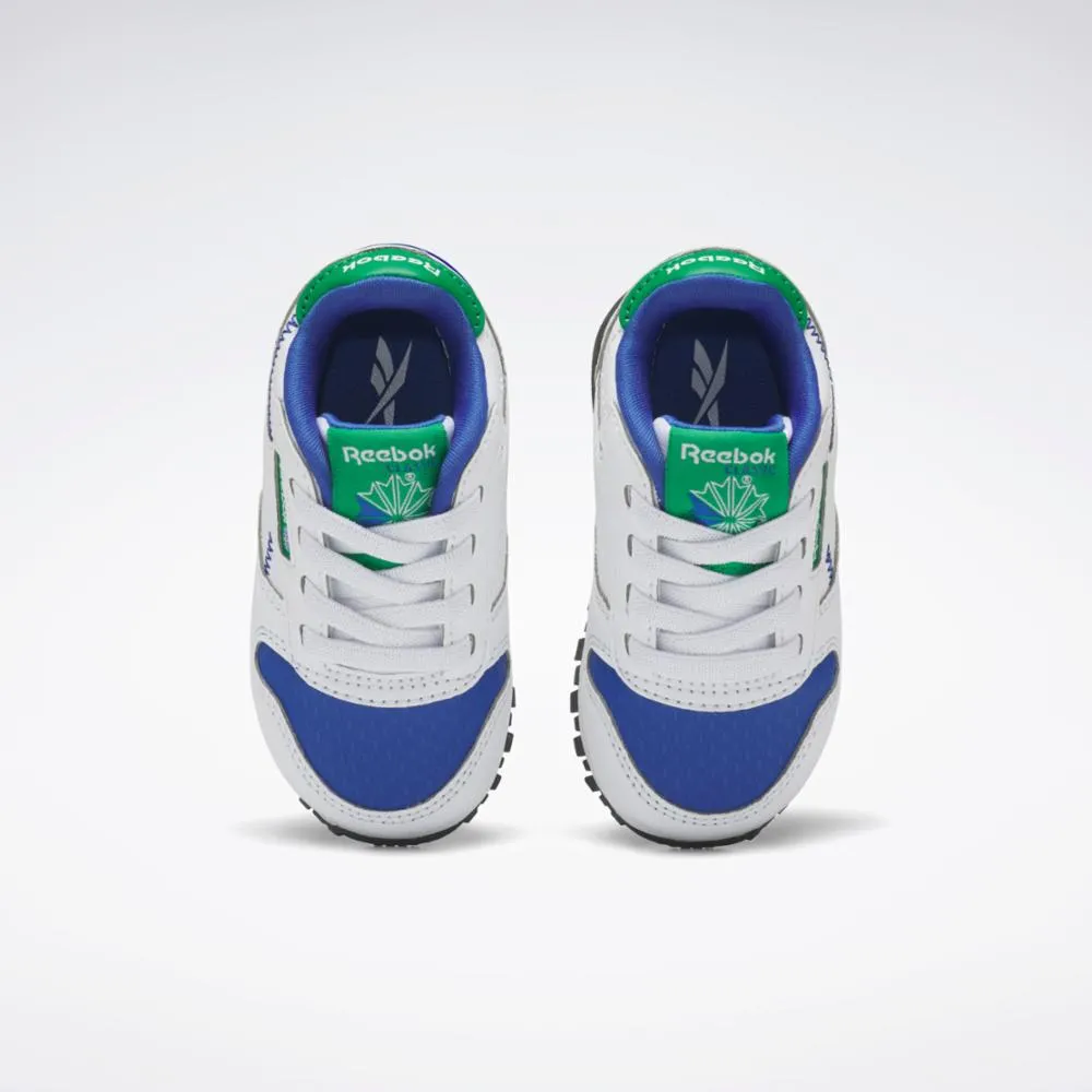 Reebok Footwear Kids Classic Leather Step 'n' Flash FTWWHT/FTWWHT/VECBLU