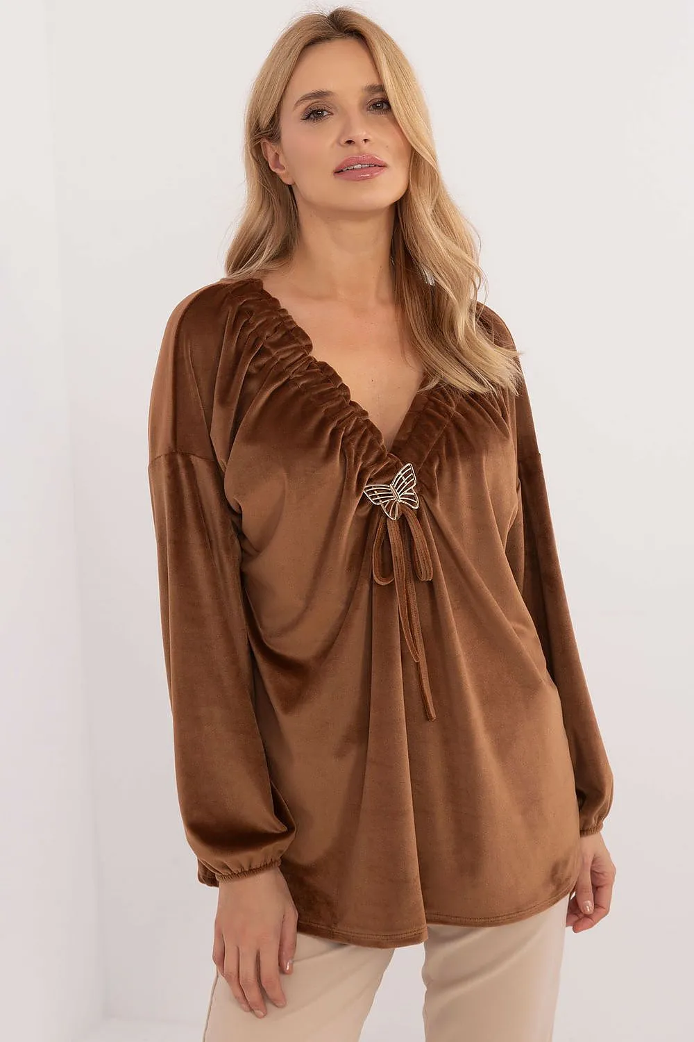 TEEK - Detachable Butterfly Long Sleeve Blouse