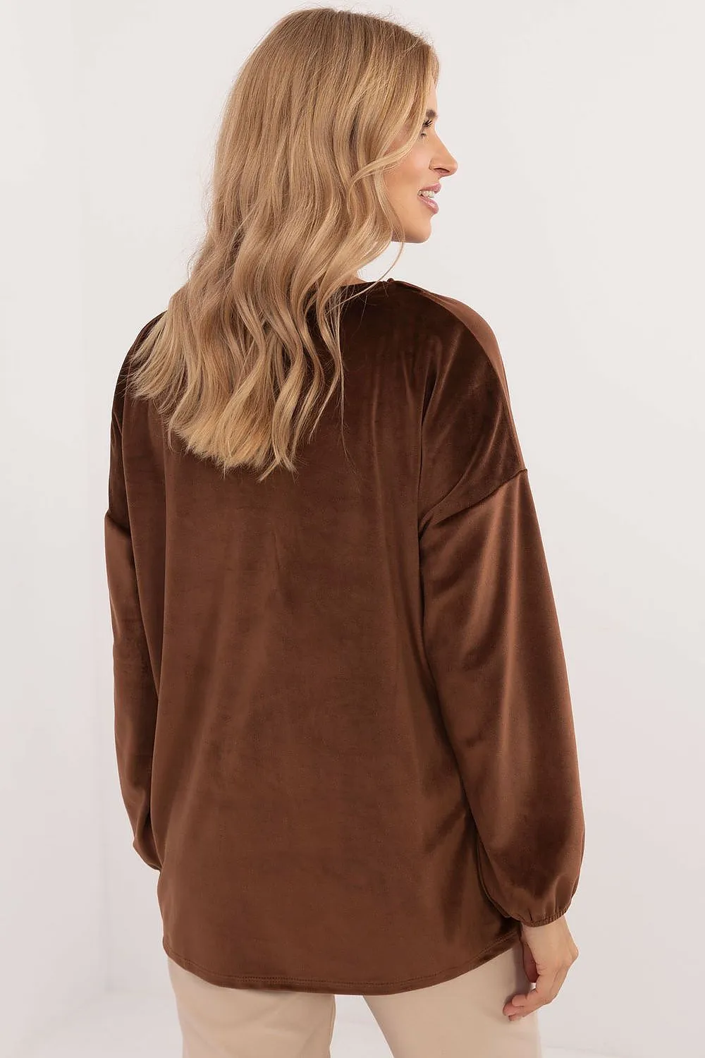 TEEK - Detachable Butterfly Long Sleeve Blouse