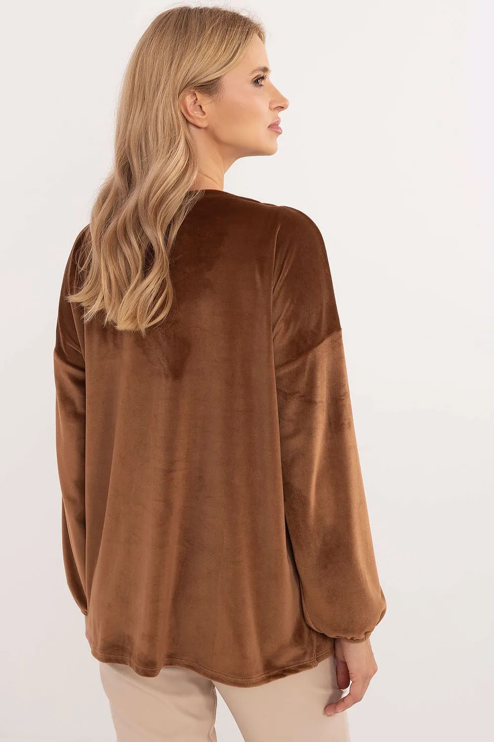 TEEK - Detachable Butterfly Long Sleeve Blouse