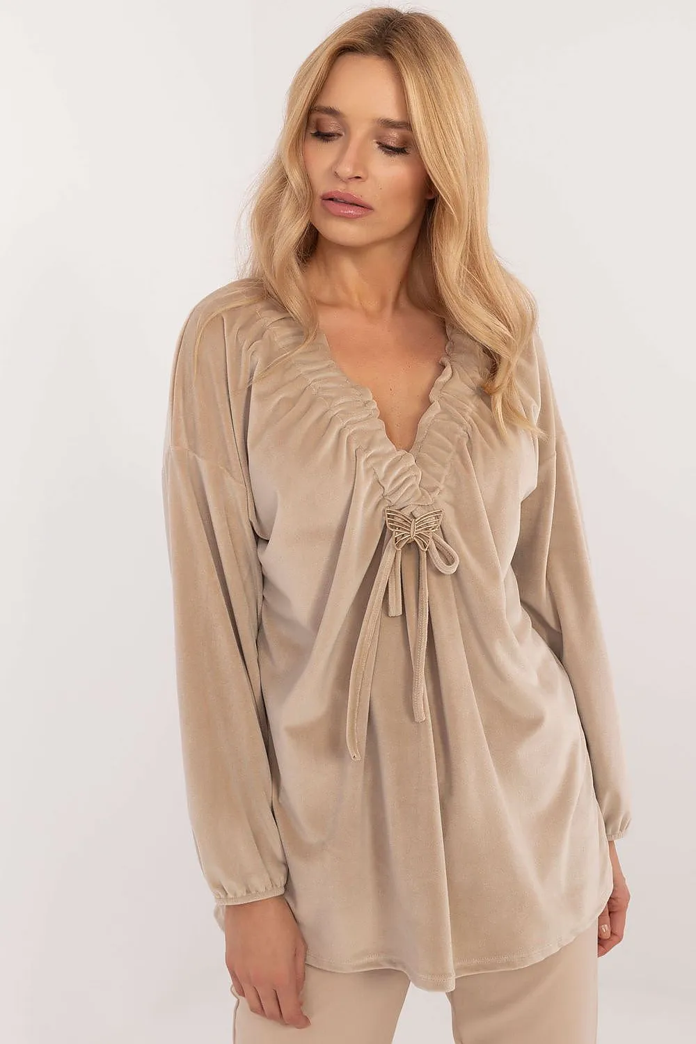 TEEK - Detachable Butterfly Long Sleeve Blouse