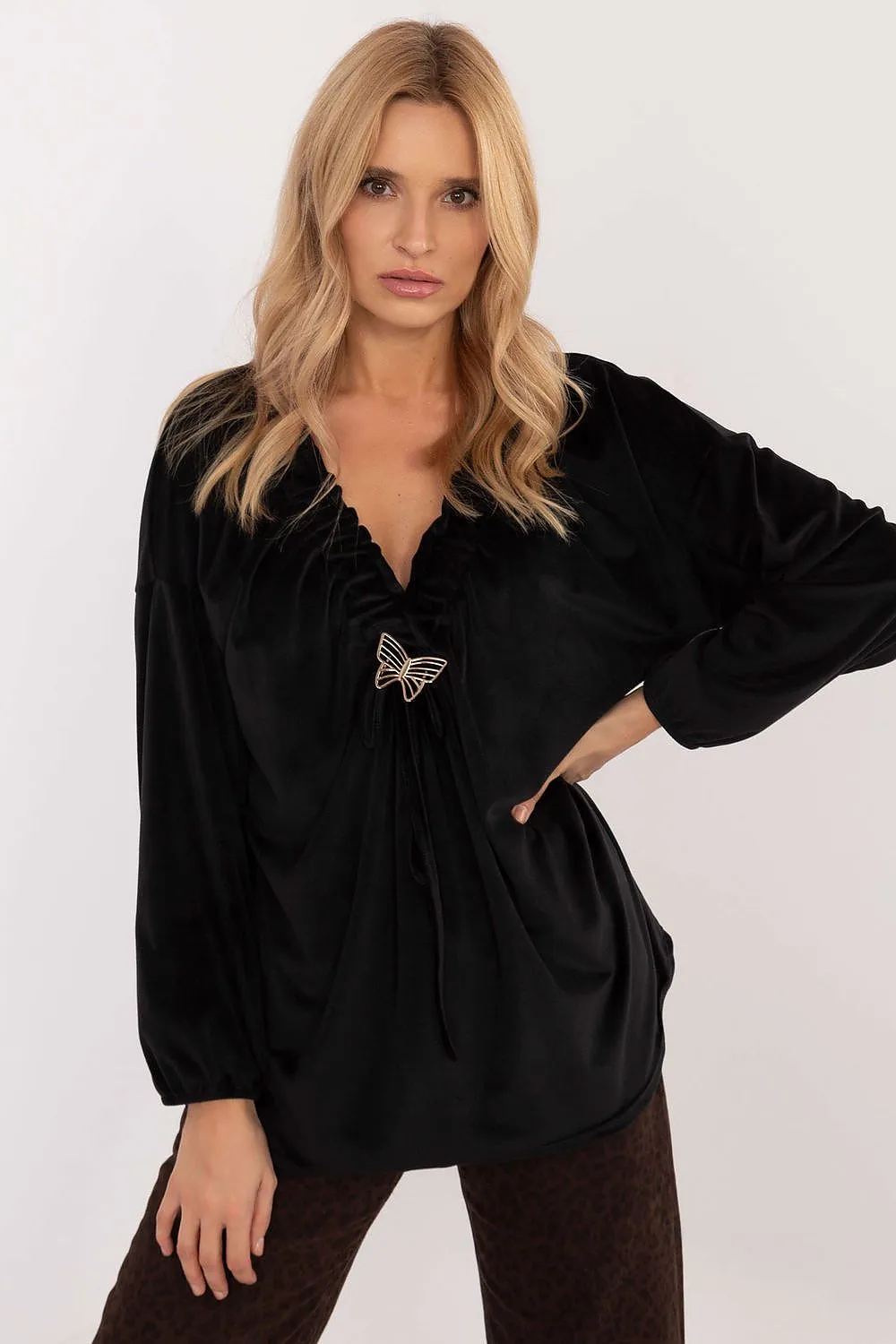 TEEK - Detachable Butterfly Long Sleeve Blouse