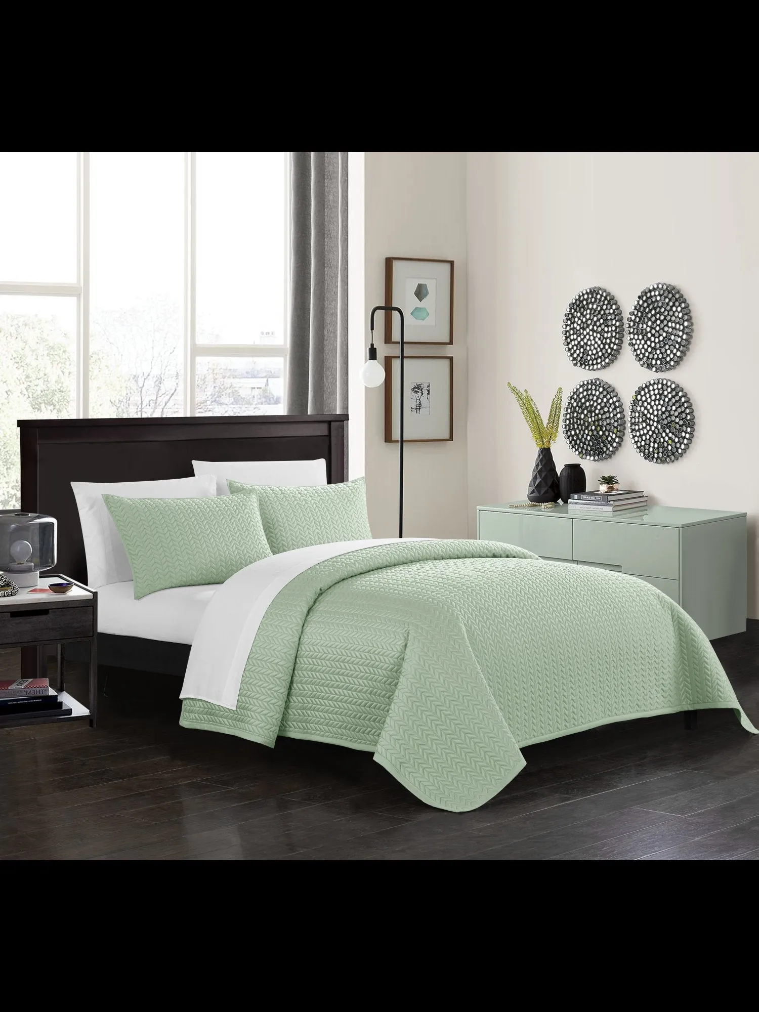 Weaverland King-Size 3-Piece Quilt Set - NY&C x Chic Home
